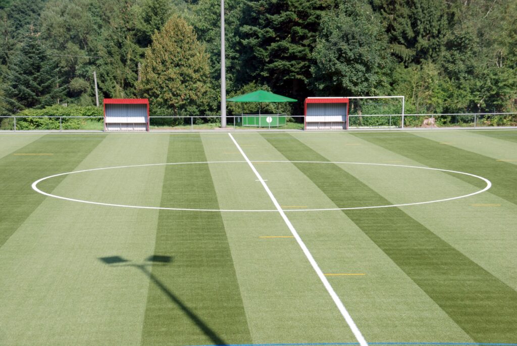 Fussballfeld, Manschaften